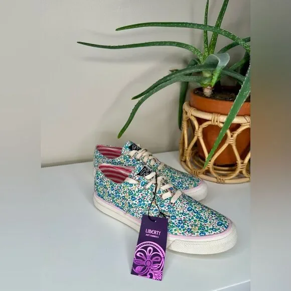 Sperry Top-Sider Women’s Floral Canvas Sneakers Coastal Preppy Shoes Size 7M NWT - Picture 2 of 10